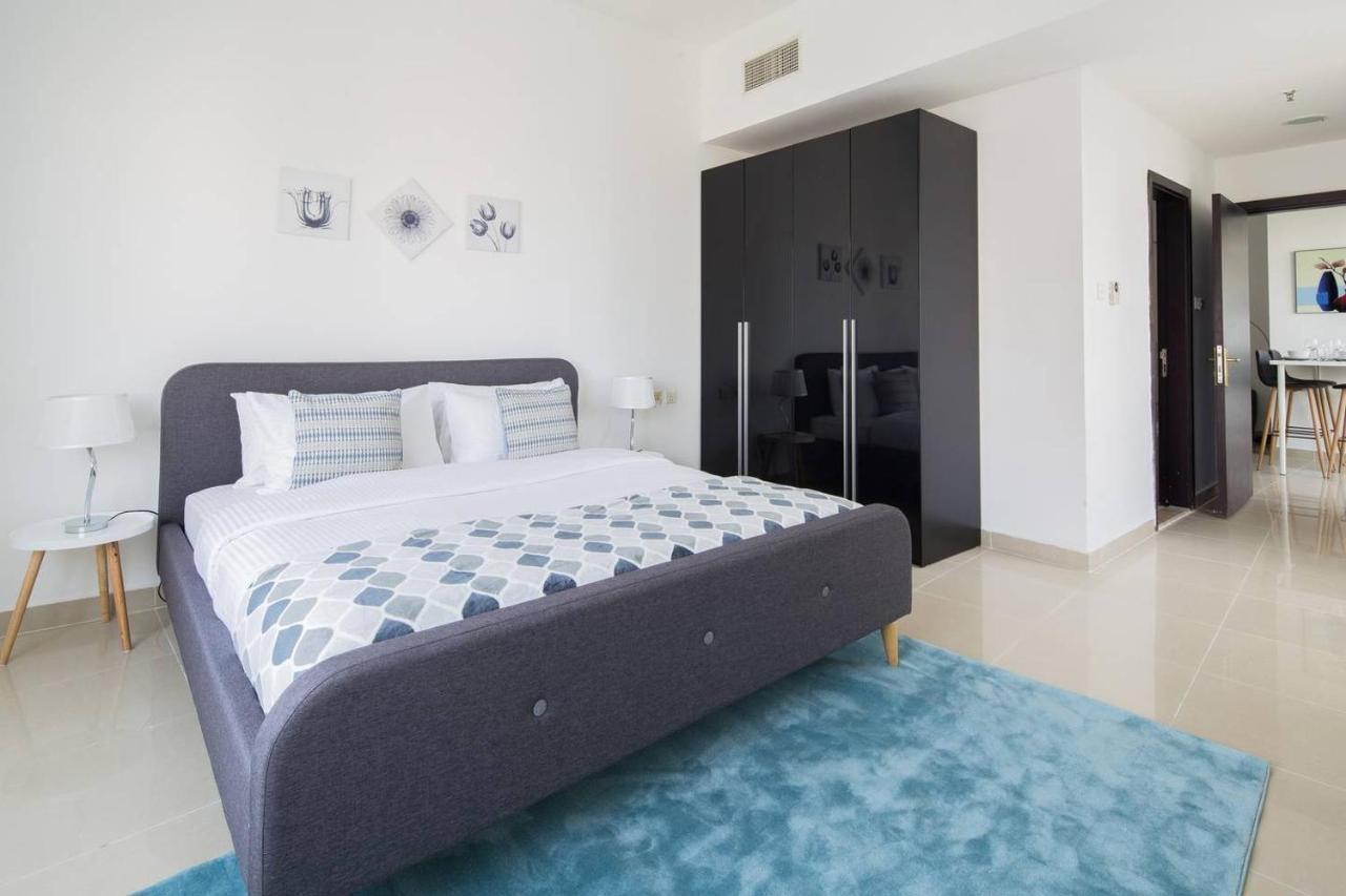 Frank Porter - Lake City Tower Appartement