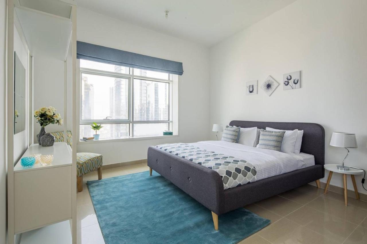 Frank Porter - Lake City Tower Appartement Dubai
